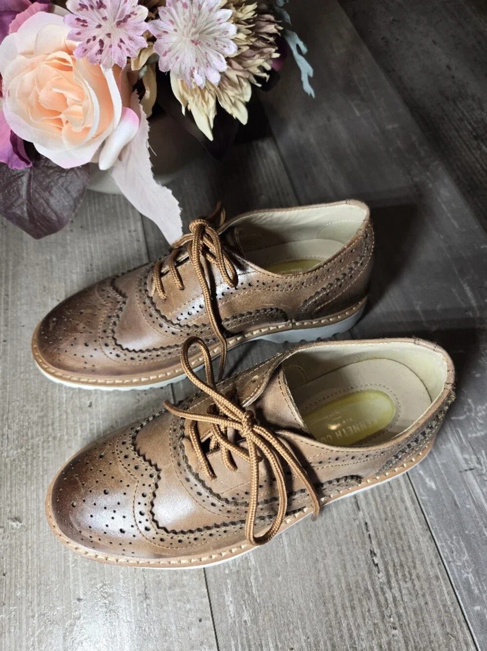 Kenneth Cole New York Boys Size 13 Cognac Leather Wingtip Brogues